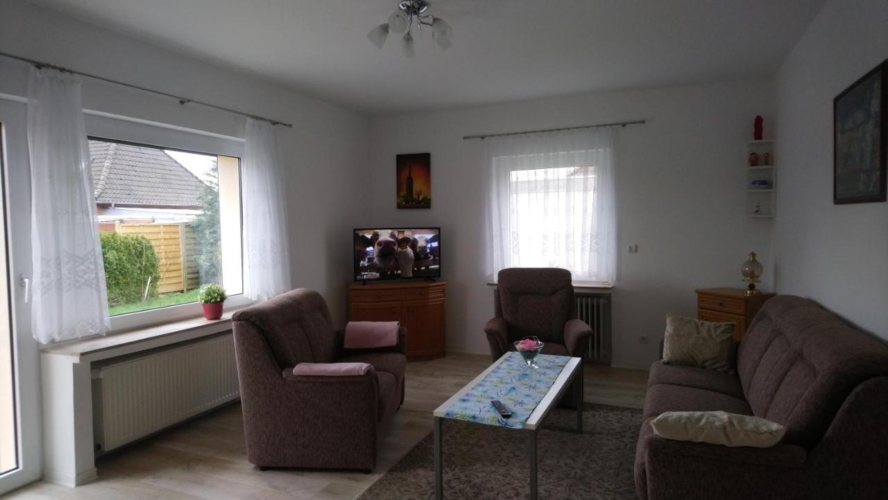 Gaestehaus „Barbara” Mit Garage In 26919 Brake Brake  Kültér fotó