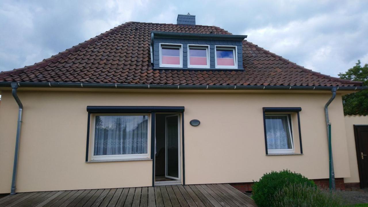 Gaestehaus „Barbara” Mit Garage In 26919 Brake Brake  Kültér fotó
